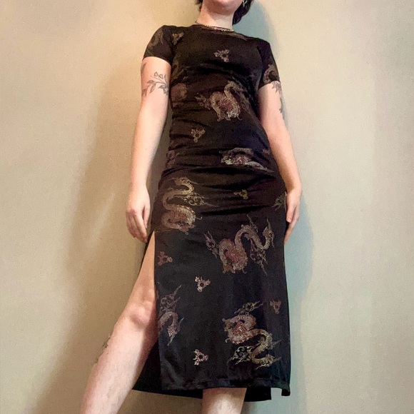 Le Château 90s dragon print dress - Picture 3 of 10